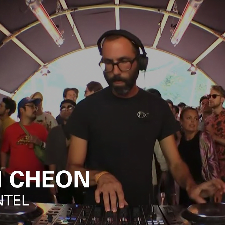 josh_cheon-boiler_room_dekmantel